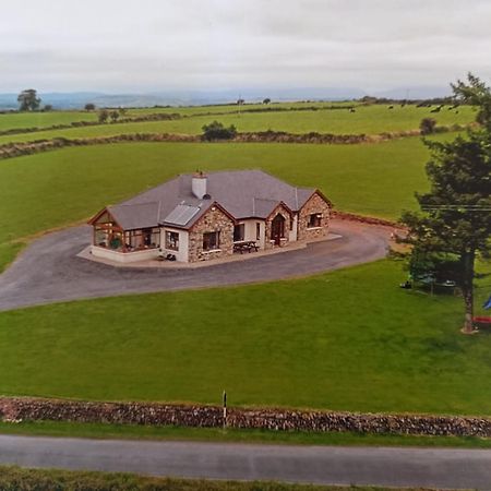 Four Seasons Leilighet Waterford Eksteriør bilde