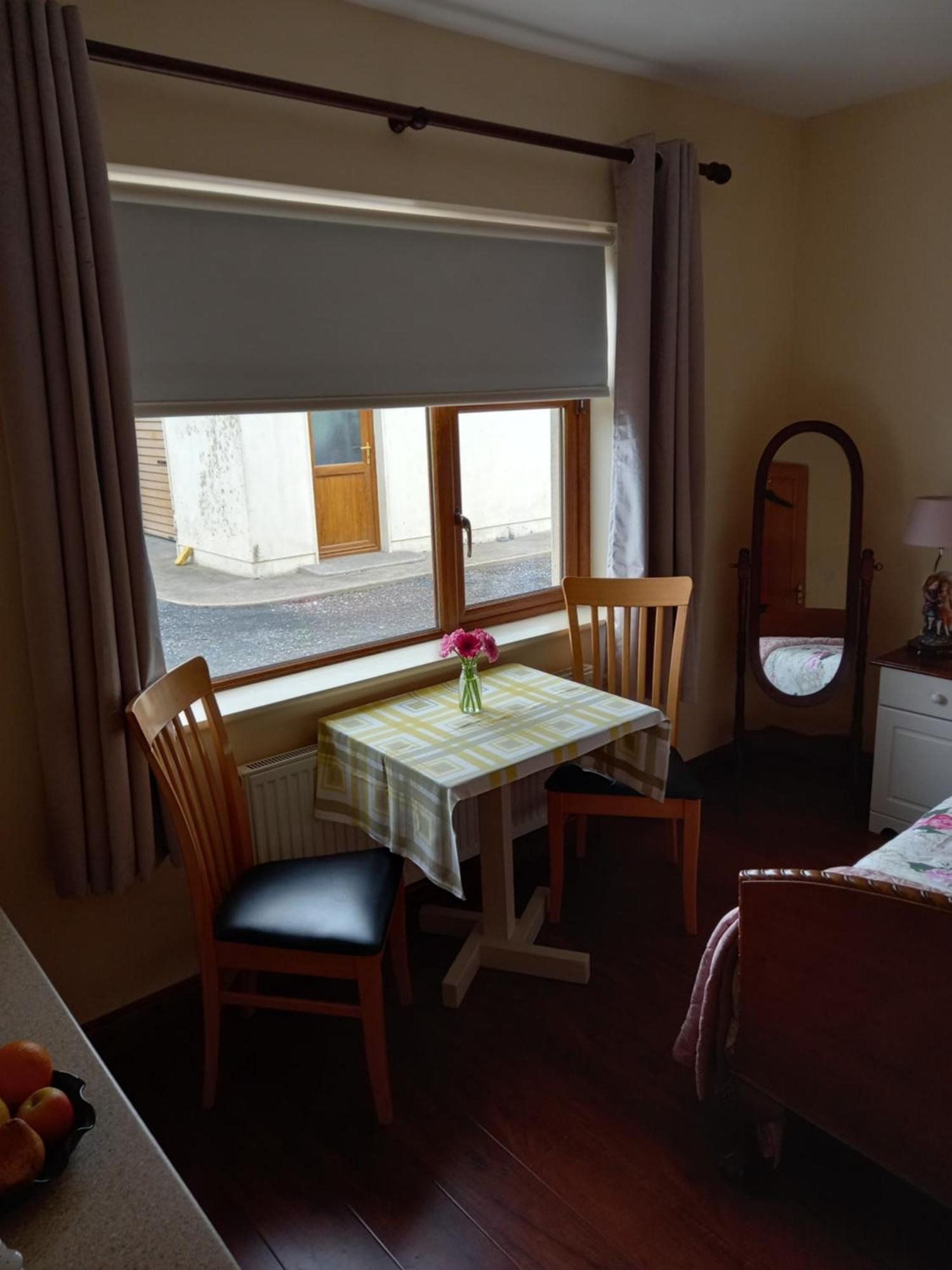 Four Seasons Leilighet Waterford Eksteriør bilde